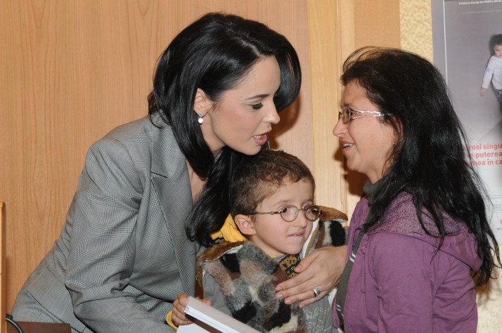 SCOALA MAMELOR - primul an de viata